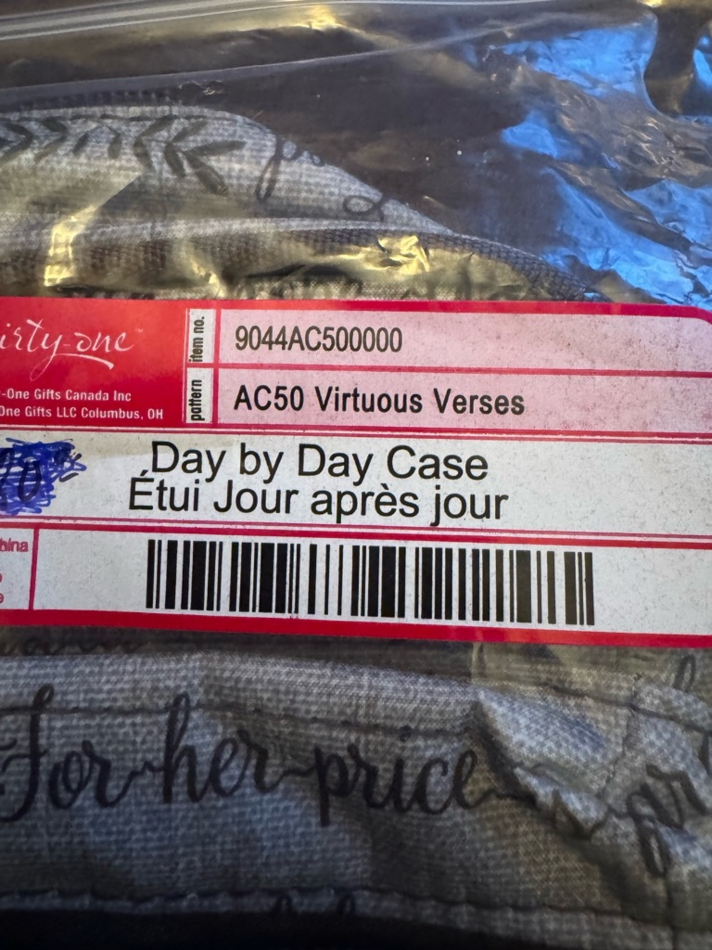 Thirty-One Day by Day Case in the "Virtuous Verses" print. NWT - Picture 3 of 7